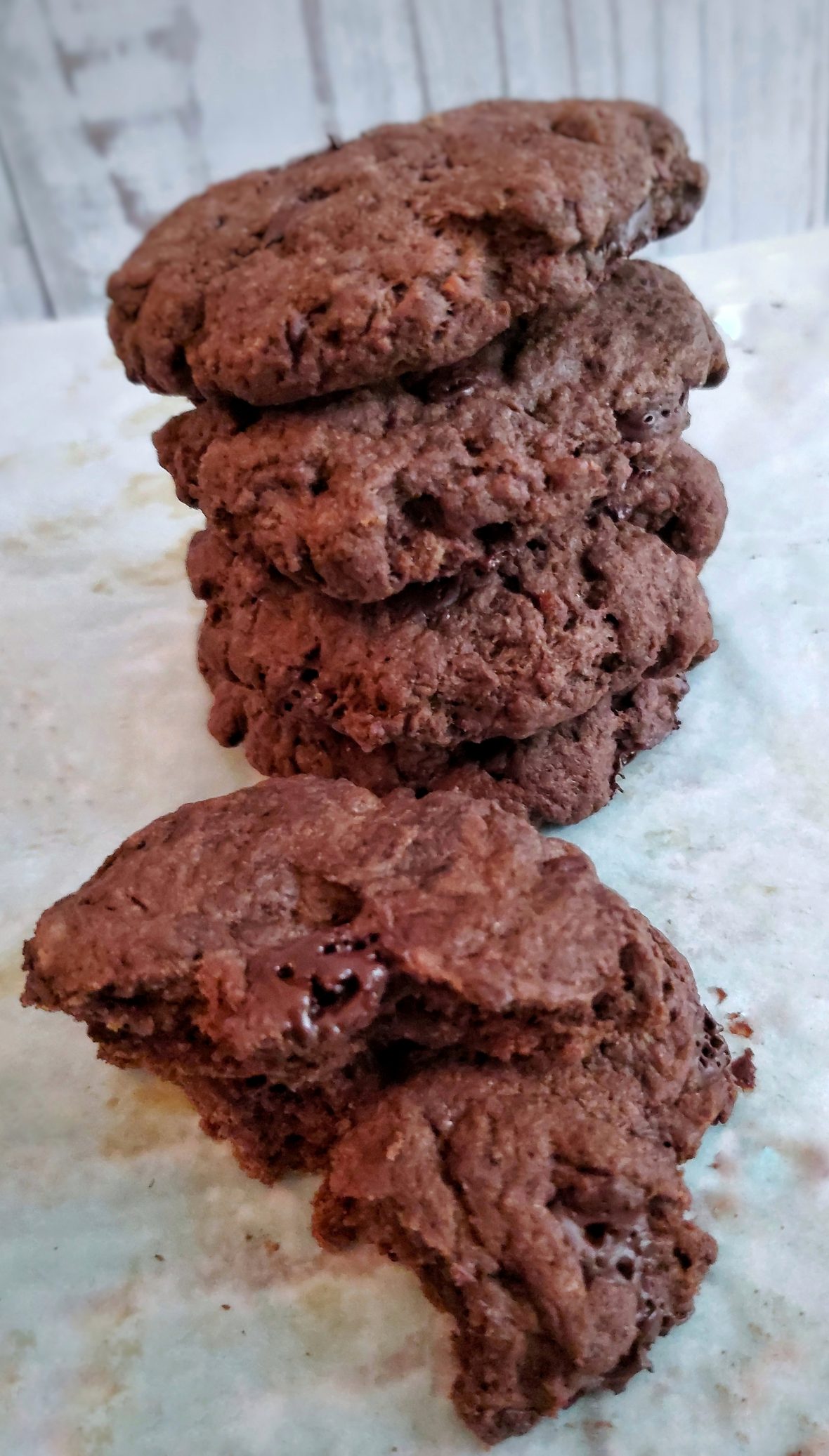 biscotti friabili al doppio cioccolato