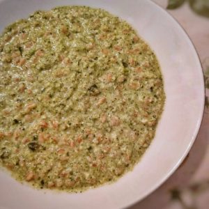 farro con crema di broccoli e anacardi